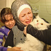 「以為再也見不到面...」伊拉克難民逃難途中遺失愛貓，睽違4個月後竟奇蹟重逢！