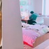小主人去上大學,狗狗天天看房門發呆!為了安撫女兒的狗,老爸竟然做了一個可愛又滑稽的舉動