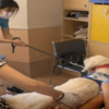 「我要陪伴這個小女孩直到她康復!」服役九年的治療犬表現出眾,卻在這次任務中違抗了指令!