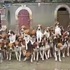 覺得餵狗狗很麻煩？來看看法國人怎麼一次餵「120隻獵犬」？