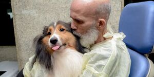 主人因癌症被「判死刑」，直到他的狗來探病，醫生發現一個驚人變化：「病情似乎在好轉！」