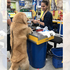 汪汪自己到超市買飼料，結帳時竟然...讓店員和網友直呼「這個很可以ＸＤ」（影片）