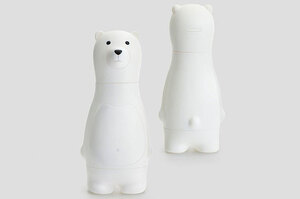超可愛北極熊公仔竟然是螺絲起子，底下還暗藏多功能玄機....小編要買十個啦！