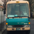 遠遠看到黑貓宅即便送貨車，往下一看竟然...網友全部笑昏啦！